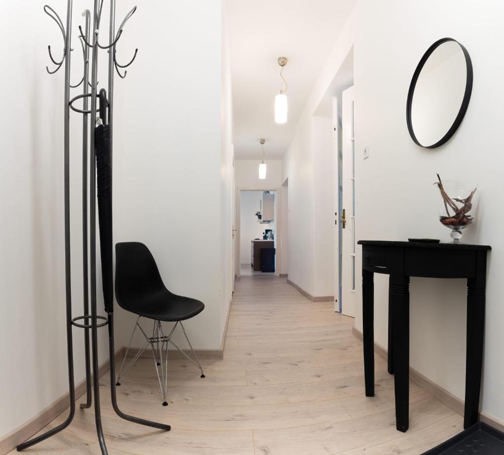 Central Perk Apartments 里加 外观 照片