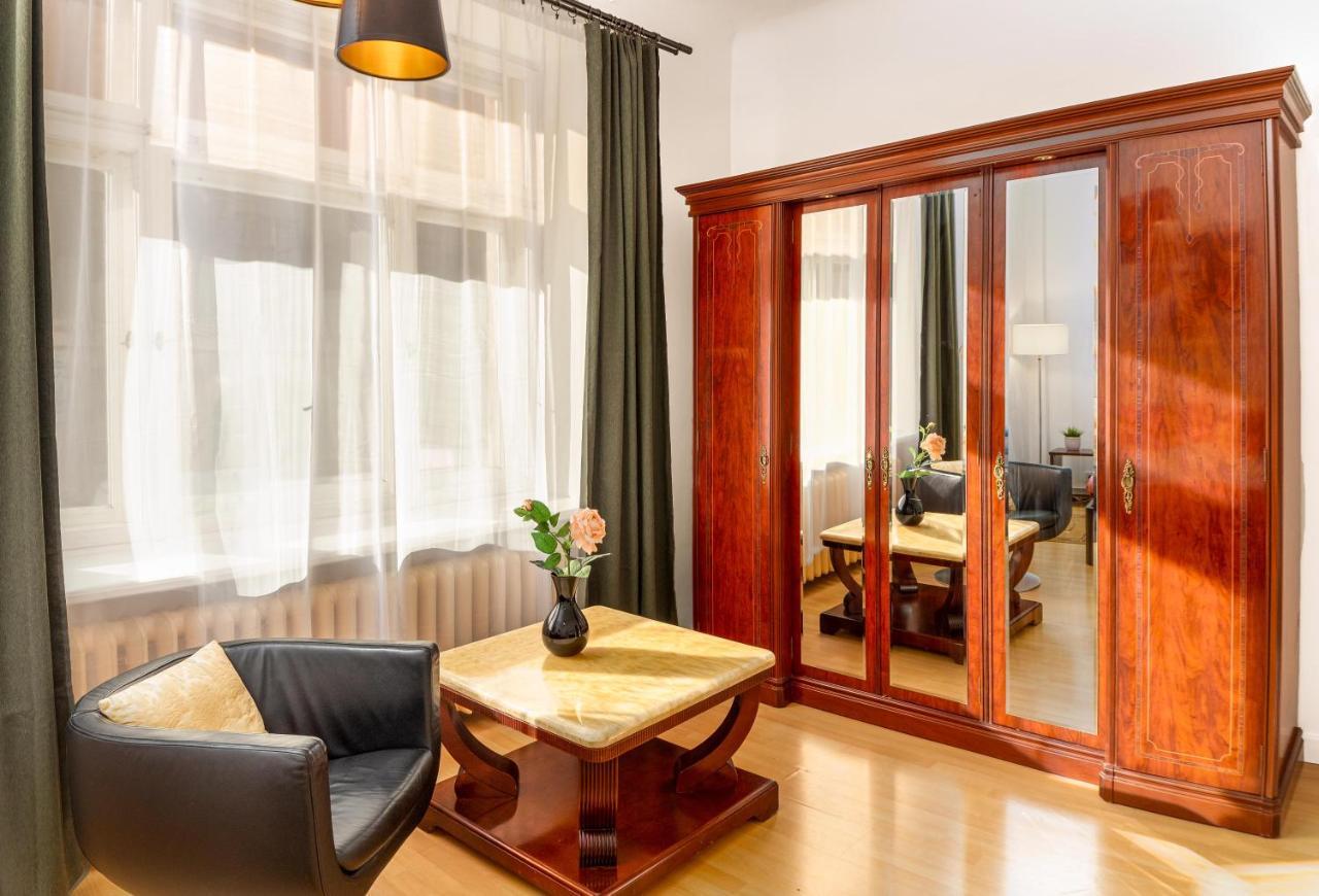 Central Perk Apartments 里加 外观 照片